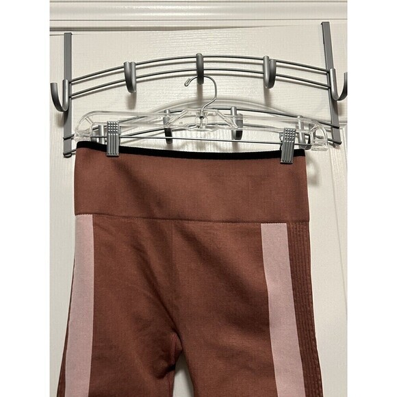 Fabletics Leggings Women’s Medium High Waisted Seamless Colorblock Pink Ribbed - Picture 8 of 16